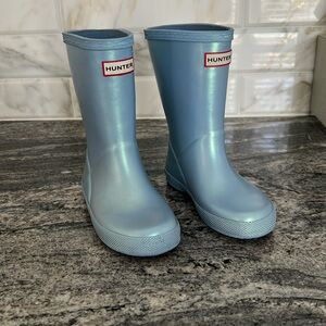 Hunter kids rain boots size 9